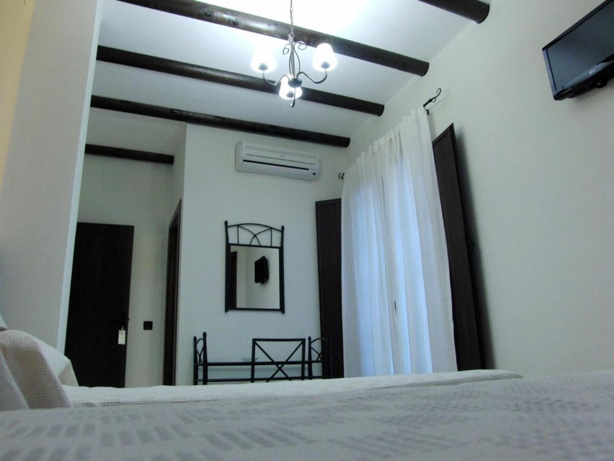 Hotel El Romeral อัลมาเดน เดลา ปลาตา ห้อง รูปภาพ